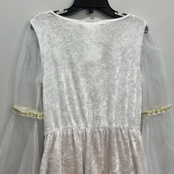 Guardian Angel Costume - Picture 10 of 12